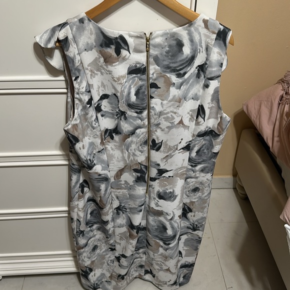 Calvin Klein Women’s Dress - Picture 5 of 6